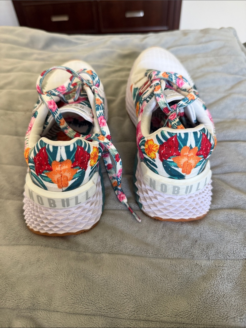 NOBULL White Trainers with Multicolor Tropical Floral Print - Picture 4 of 5
